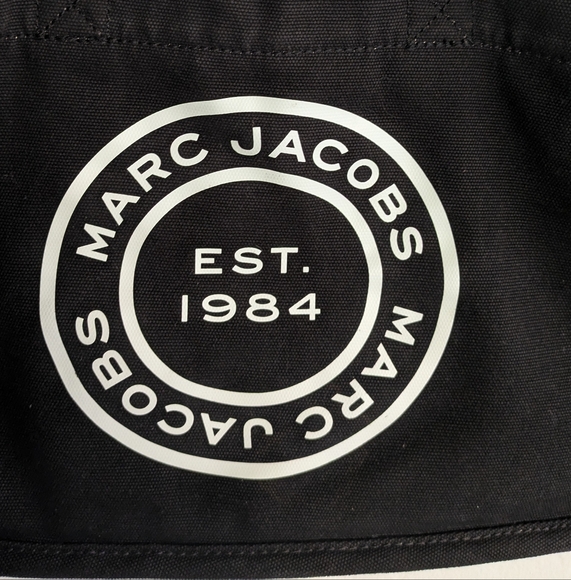 MARC JACOBS CANVAS LARGE TOTE BLACK. - Picture 6 of 15